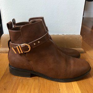 Brown Kelly & Katie Ankle Booties Cognac